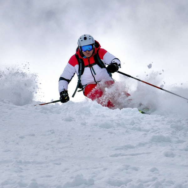 Gear Up For Skiing - Your Guide In Choosing The Right Equipment