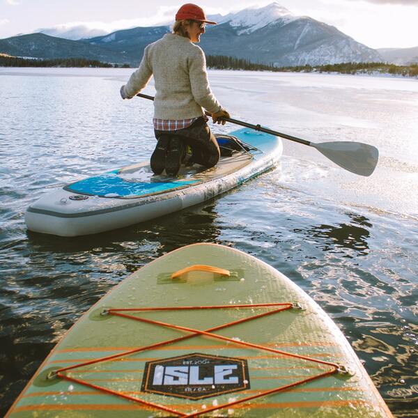 Unusual Sports Ideas: 4 Reasons Why You Should Try Winter Paddleboarding