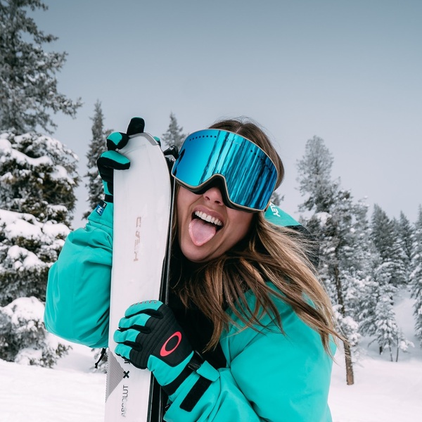 4 Things You Should Get Before Skiing For The First Time