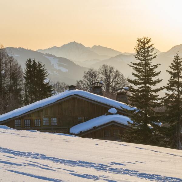 Choose Luxury Chalets for Your Next Ski Holidays