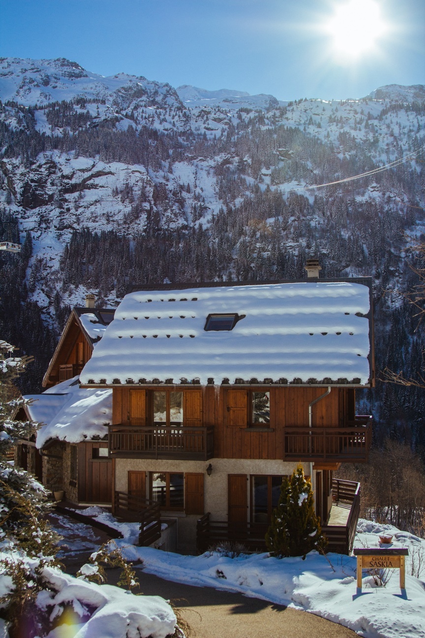 Vaujany winter chalet