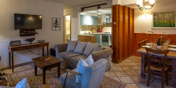 Chalet Dibona full lounge, dining, kitchen