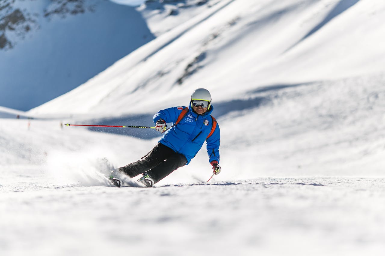 Ski Peak - Extreme winter sports: risk & adrenaline on ice and