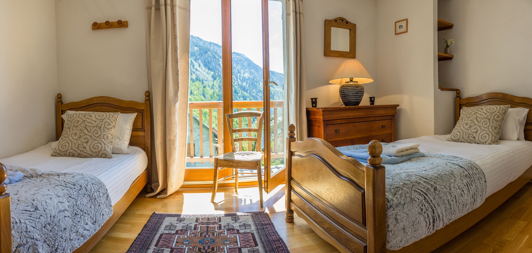 Lucette Bedroom 1  5 