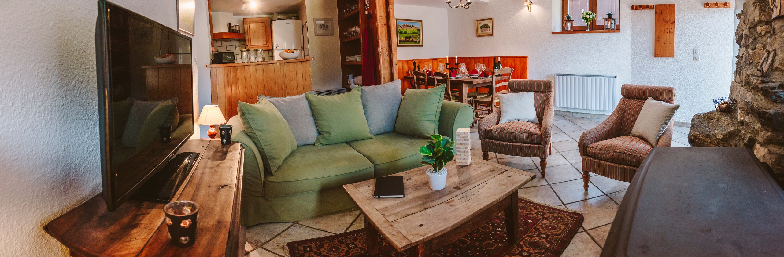 Lucette Lounge  3 