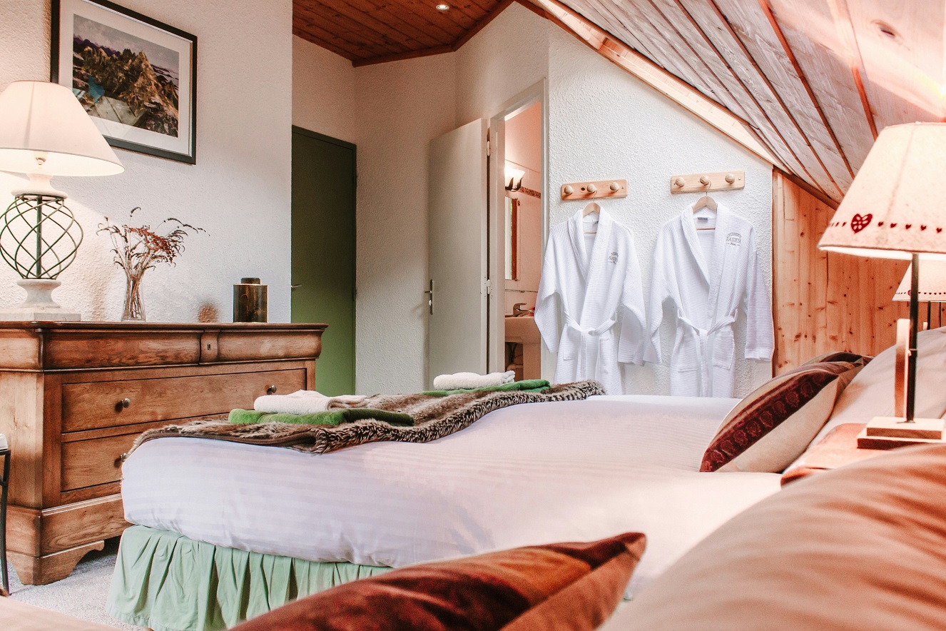 EAST Bedroom 5  11 