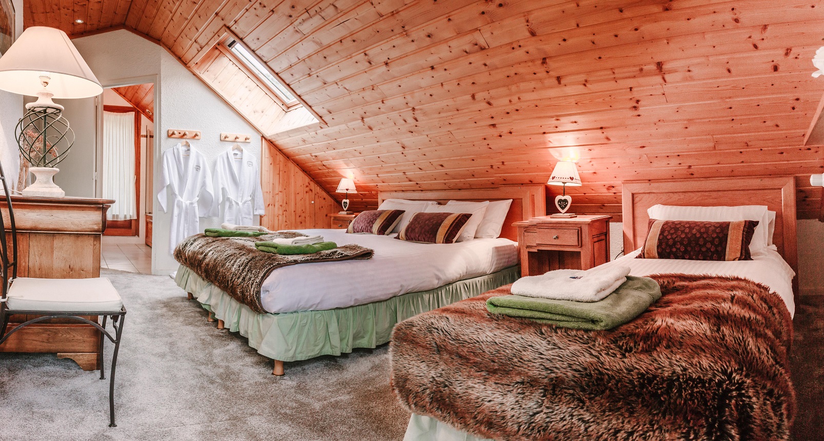 EAST Bedroom 5  7 